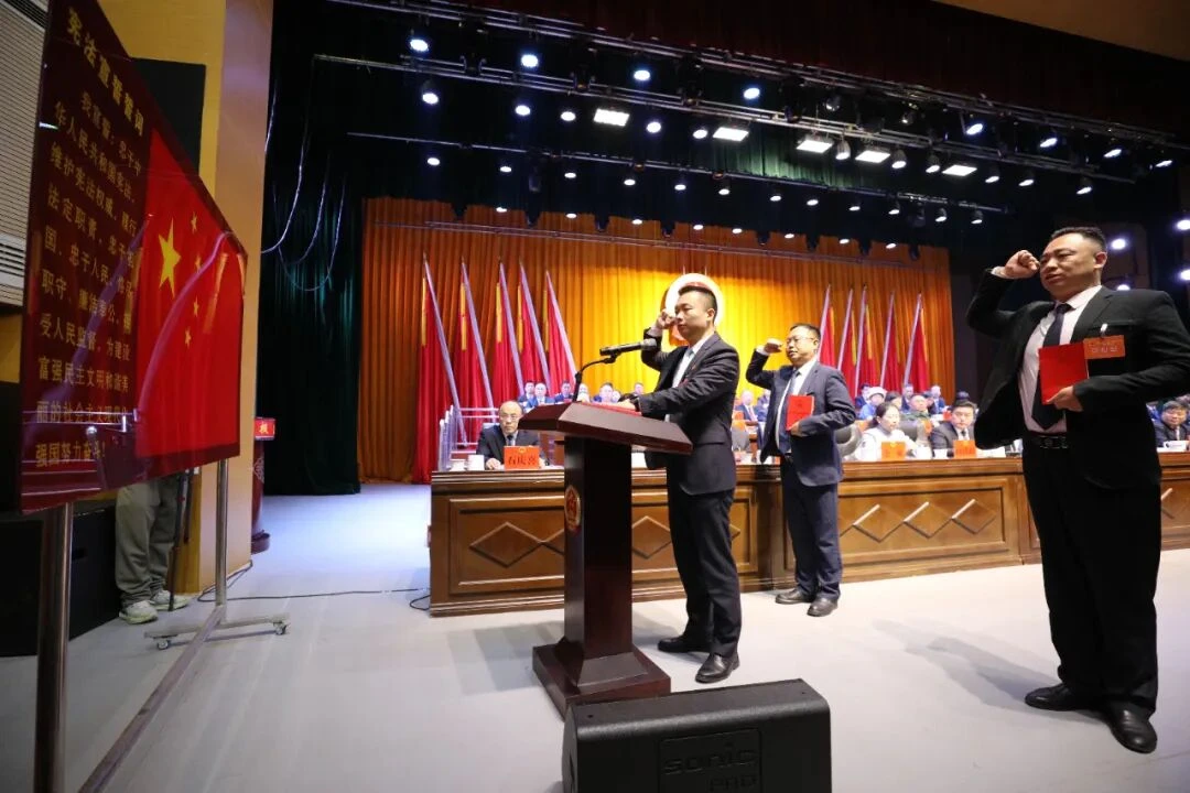 张俊当选吉首市人民政府市长！(图3)